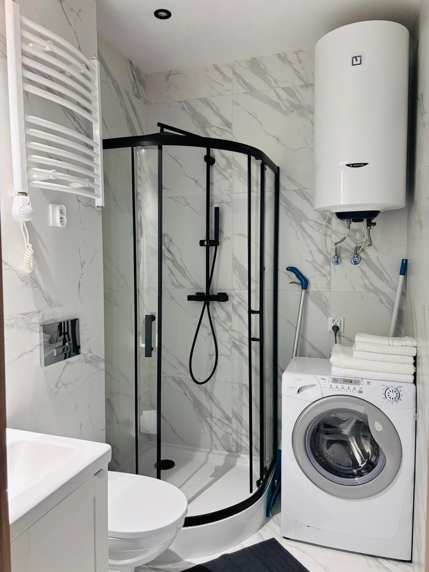 Studio W Centrum Wrzeszcza Apartment Gdansk Ngoại thất bức ảnh